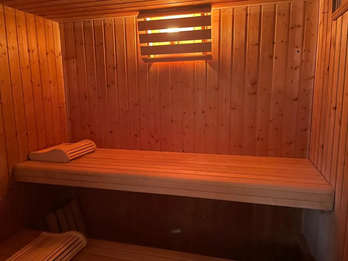 Gite-Appart Prive Du Domaine Spa Piscine Sauna Lescout