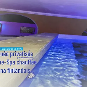 Couette-café Chambres du Domaine Piscine-Spa sauna nature sport, Lescout