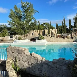 Appart hôtel Studio-gîte Spa-piscine Sauna Sport, Lescout